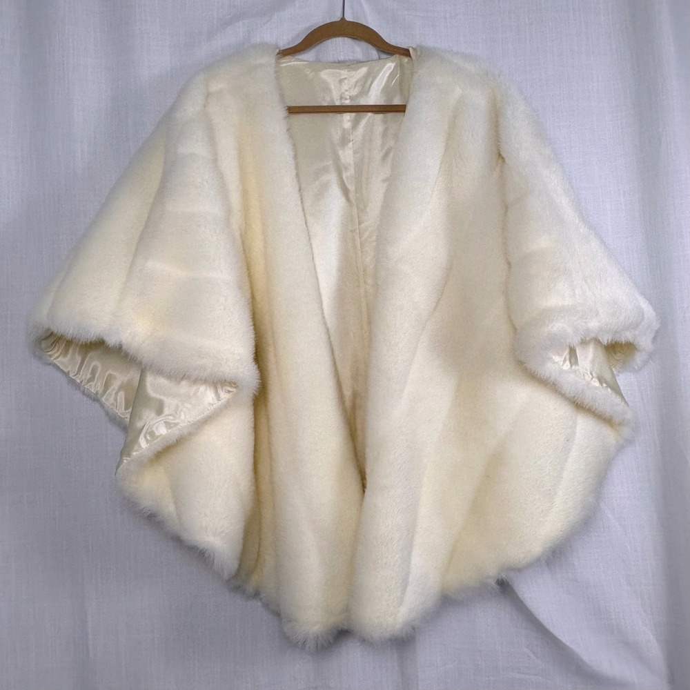 Vintage Ivory Faux Fur Opera Cape 1X Bridal Wedding Open Front Union Made USA